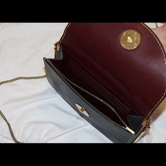 Classic Celine Calfskin CLUTCH with extra add on Chain - Picture 4 of 6